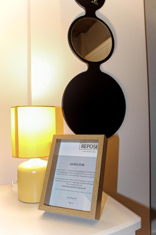 Modern Luxury Serviced Duplex Apartments By Repose- 150 Metro Court, West Bromwich Buitenkant foto